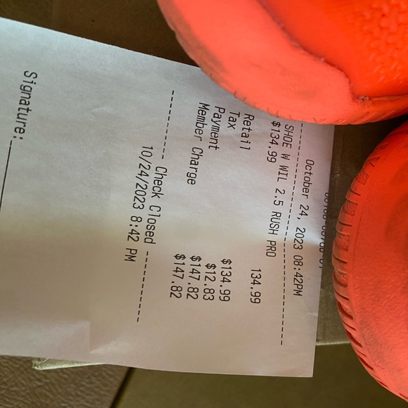 ASICS Women`s Rush Pro size 8-1/2 - Picture 4 of 7